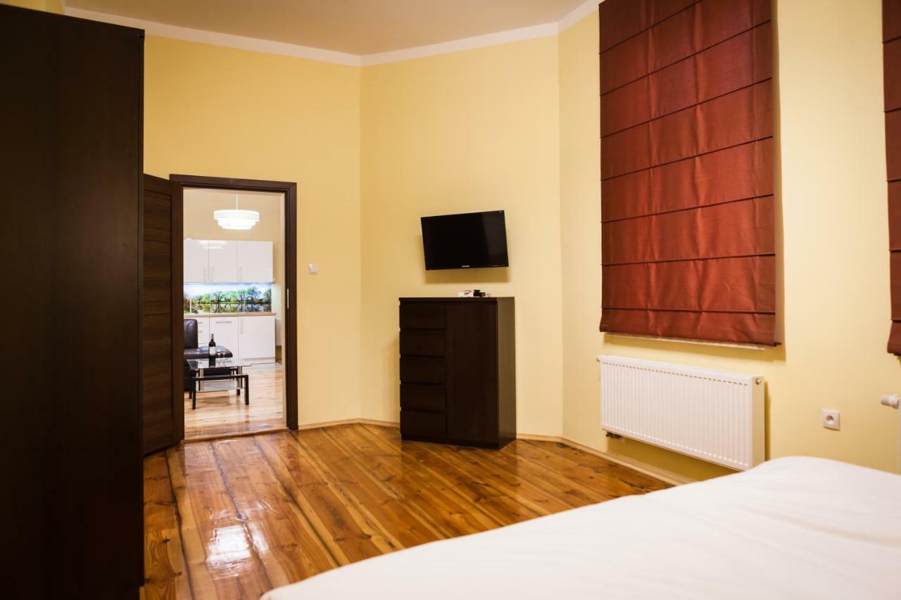 Czar Garbar Apartman Poznań Kültér fotó